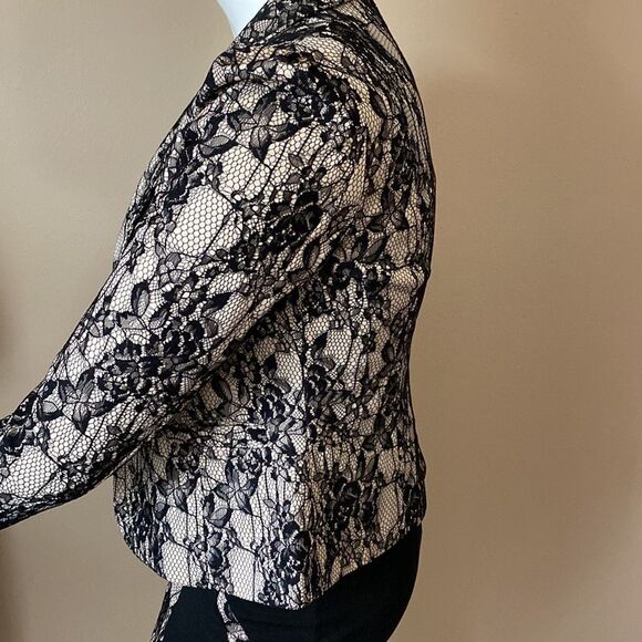 Kardashian Kollection Lace Blazer w/Matching Dress - Size M - Picture 9 of 17